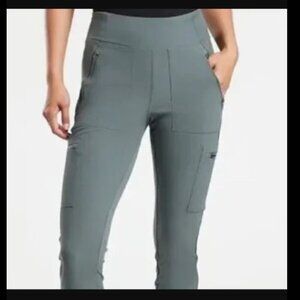 NWT Athleta Headlands Hybrid High Rise Cargo II Legging 4